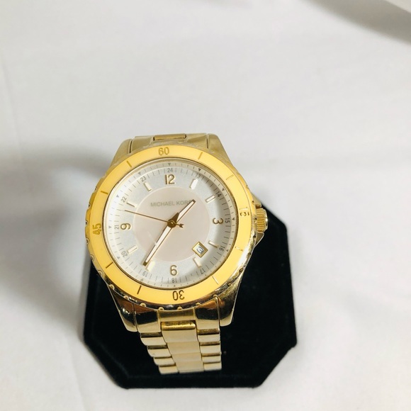 Excellent Michael Kors Watch - Picture 3 of 8